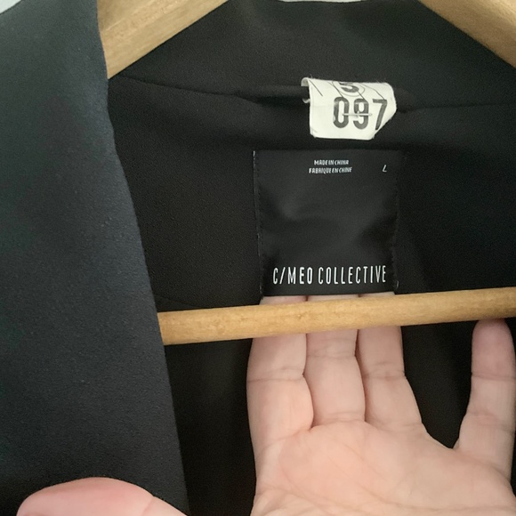 C/meo Collective Blazer Ruffled Goth Statement Pockets Flare sleeve Tuxedo Sz L - Picture 6 of 14